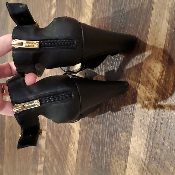 Jessica Simpson black wedge heels - Picture 5 of 8